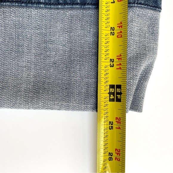 7 Seven for All Mankind Cropped Jeans -Low Rise -Size 30 - Picture 6 of 11